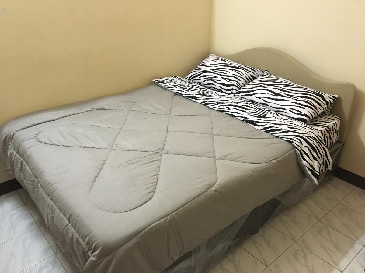 Sunshine Guesthouse Мае-Сот Экстерьер фото